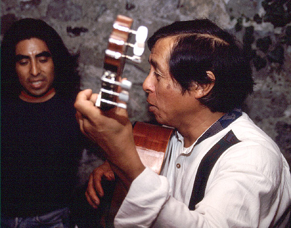 ...doch das trübte nicht die Stimmung (Foto: Oliver Kluge 2000)